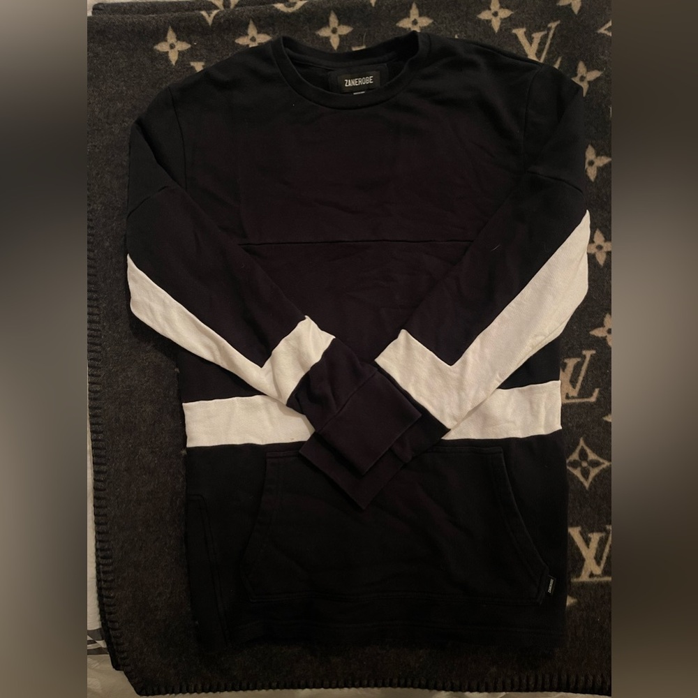 EUC Men’s Zanerobe Medium sweater